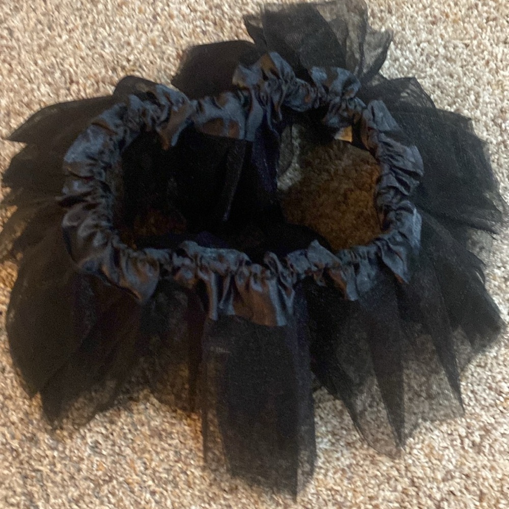 Tutu  skirt and 3 pair of you tutu socks set. - Picture 2 of 7